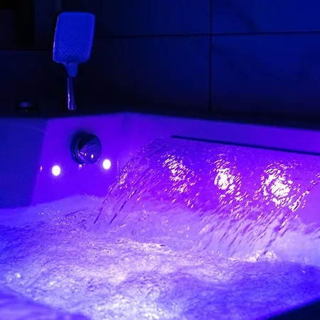 El Balneo - Wifi - - A Pied - Netflix - Parking Apartment *